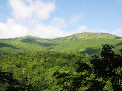 至仏山